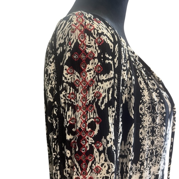 Soft Surroundings Black and White Blouse with Red Accents - Picture 6 of 9